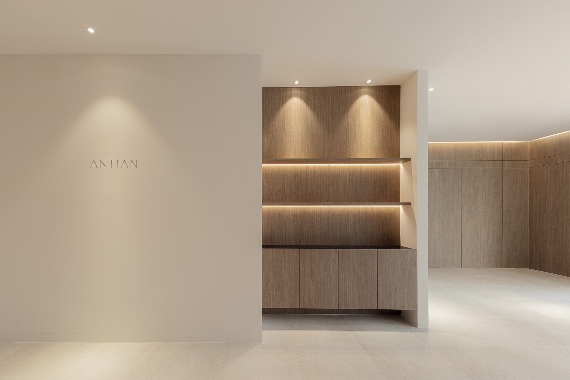 アンティアンクリニック｜狎鴎亭(アックジョン)